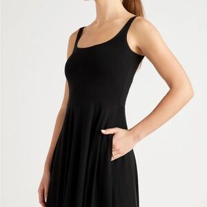 Quince Fit Flare Maxi Dress